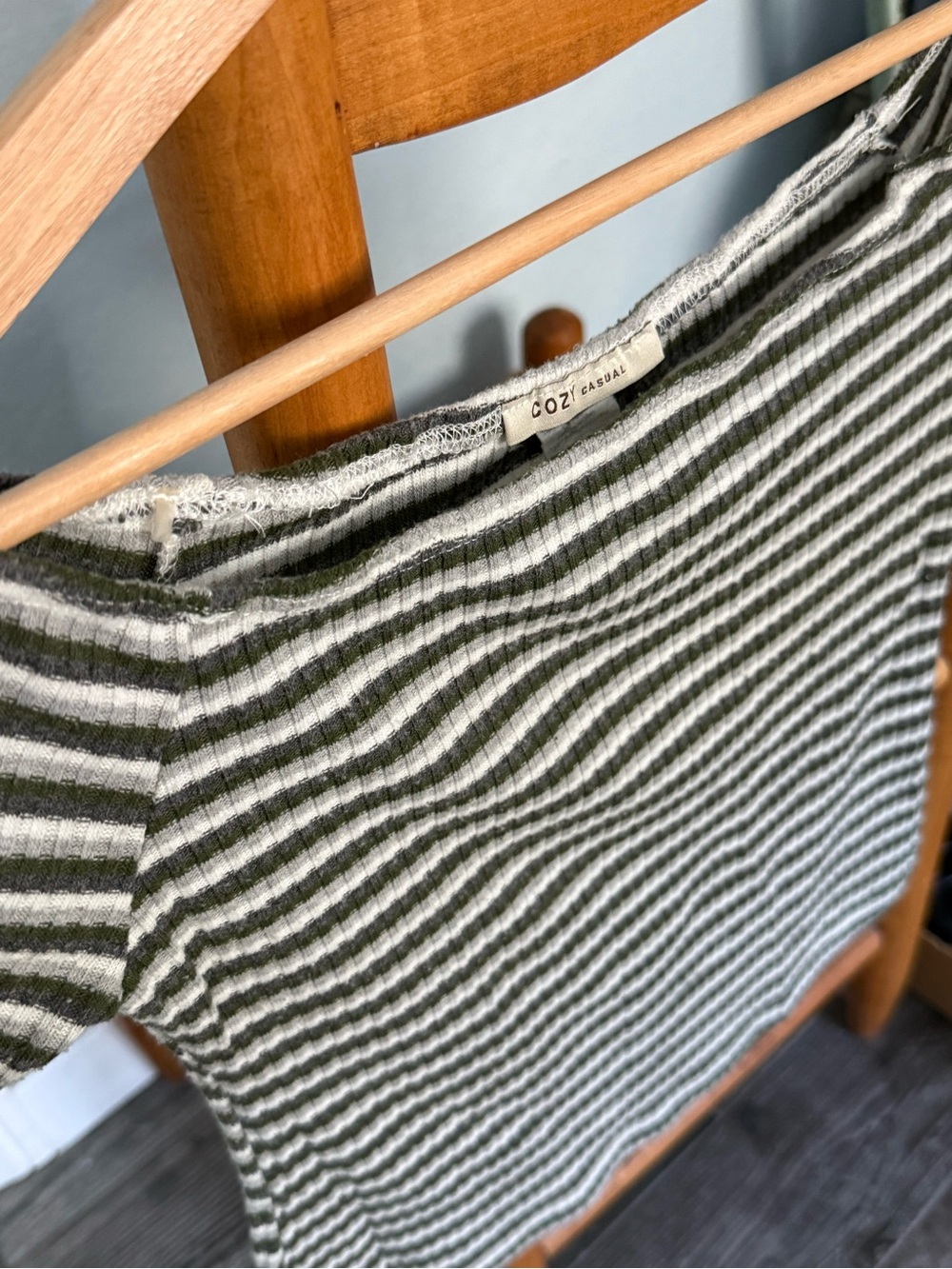 Striped Ribbed Off Shoulder Top - Picture 3 of 3